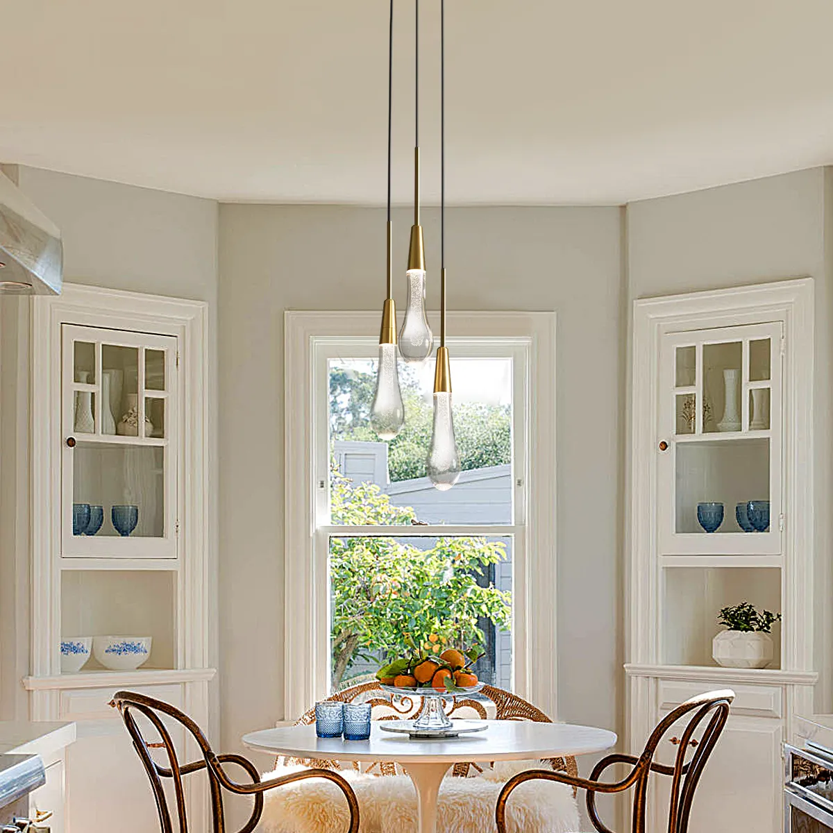 SOLITAIRE 3-LIGHT CLUSTER PENDANTS