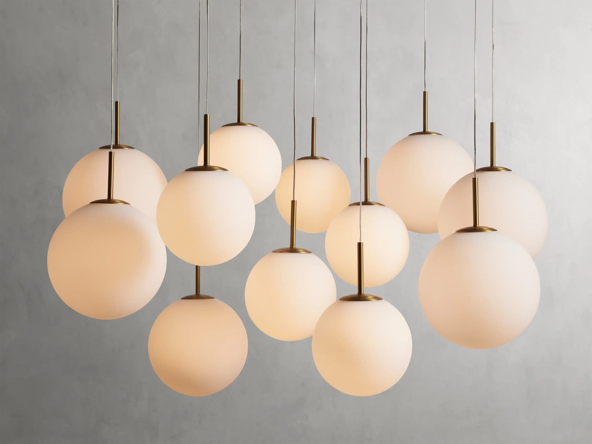 Casen Round Chandelier-Momo Lighting