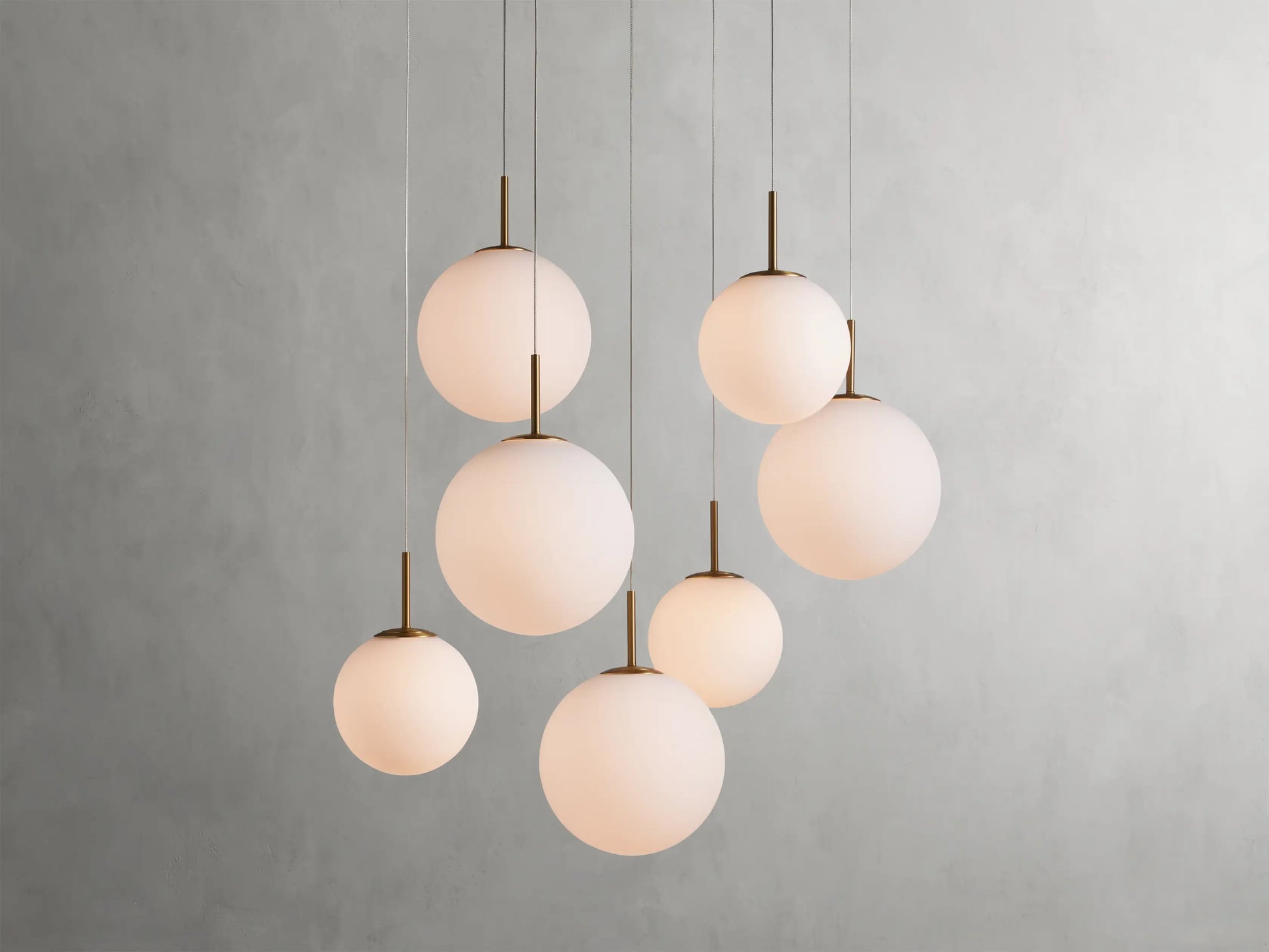 Casen Round Chandelier-Momo Lighting