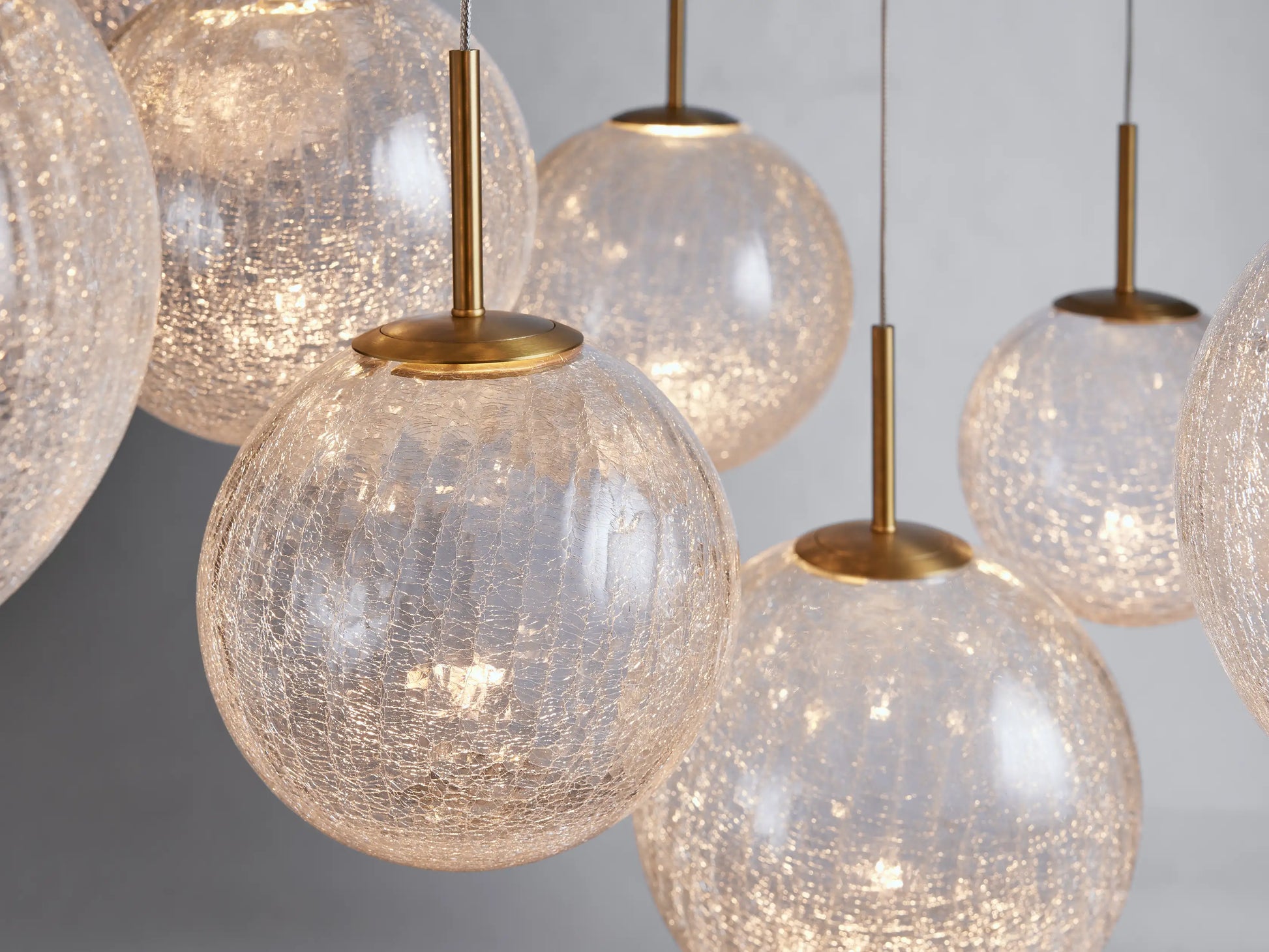 Casen Round Chandelier-Momo Lighting