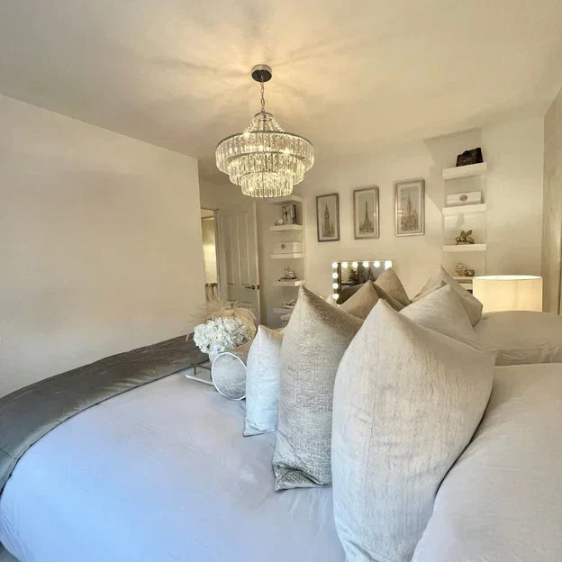 Light Luxury Round Tiered Crystal Chandelier for Living Room/Bedroom-Momo Lighting