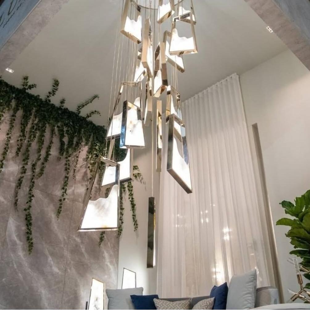 Modern Light Luxury Alabaster Chandelier in Gold Finish-Momo Lighting