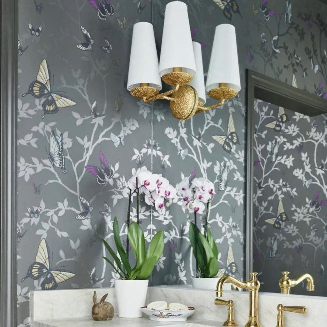 Vertical Chandelier/Wall Light in Bronze/Black/White Finish Color-Momo Lighting