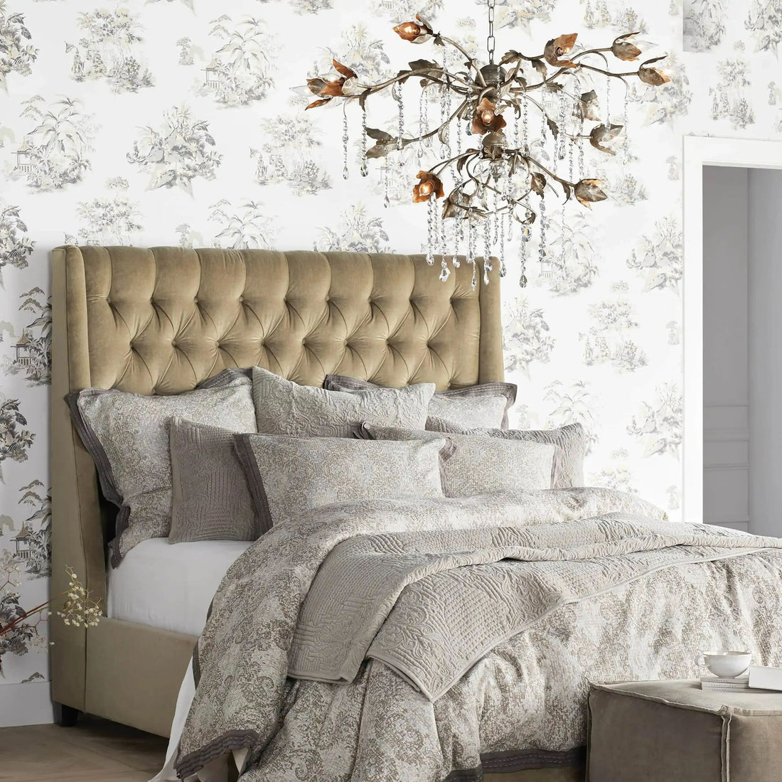 Viticcio Round Silver Chandelier-Momo Lighting